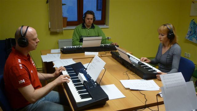 hra na klávesy v Praze