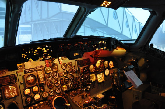 Simulátor Douglas DC-9 kokpit