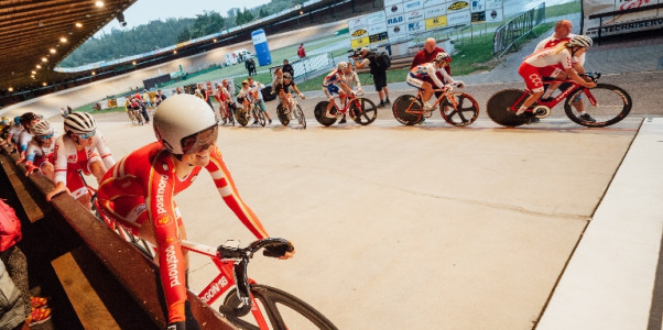 Závodníkem na velodromu
