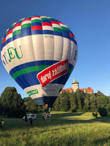 Vyhlídkový let balónem - u Smolenického zámku