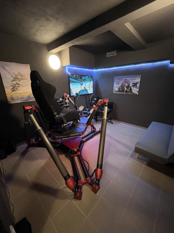 Pohyblivý simulátor s VR