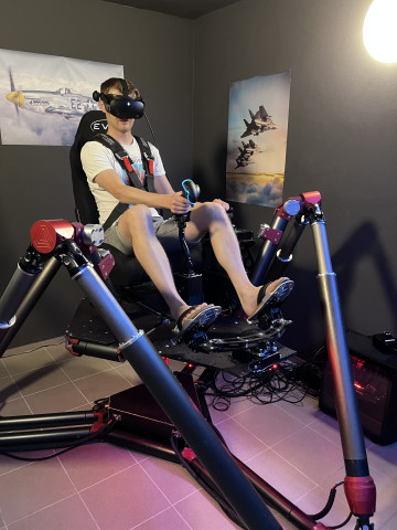 Pohyblivý simulátor s VR