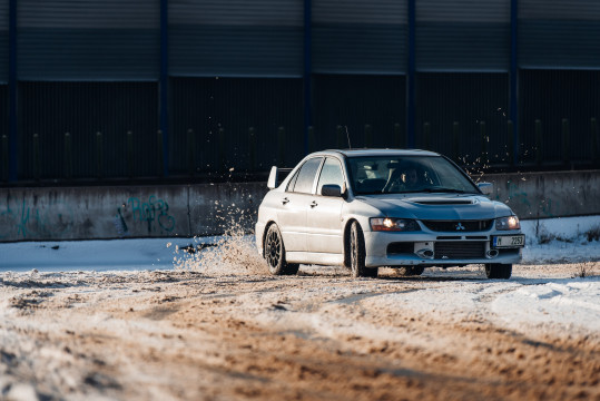 Ostré svezení v Mitsubishi Lancer EVO