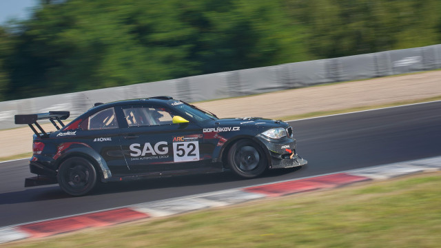 Závodní speciál BMW 130i