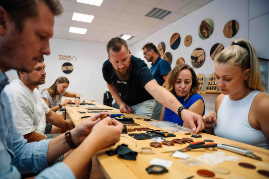 Workshop výroby dřevěných hodinek