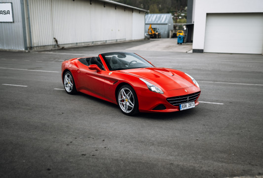 Ferrari California T