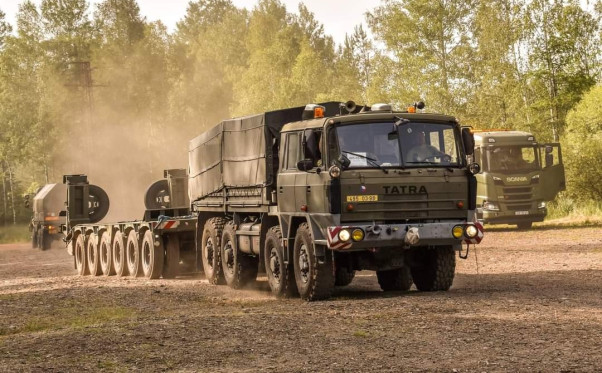 Řízení Tatry 815 8x8