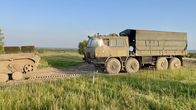 Řízení Tatry 815 8x8