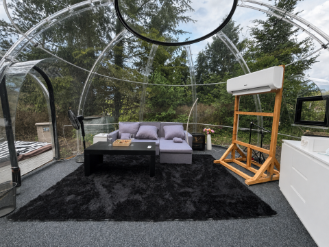 Noc v Bubble hotelu Skyhomes